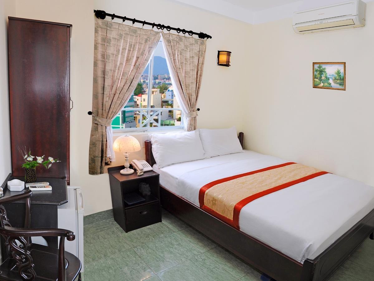 Sun Flower Hotel Nha Trang Buitenkant foto