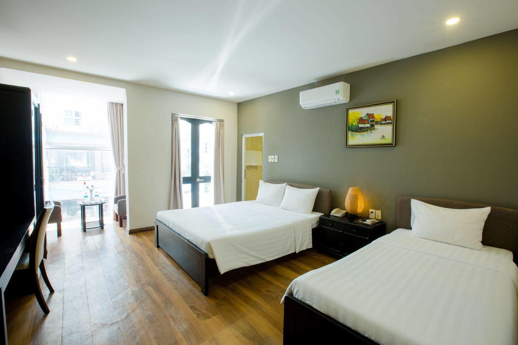 Sun Flower Hotel Nha Trang Buitenkant foto