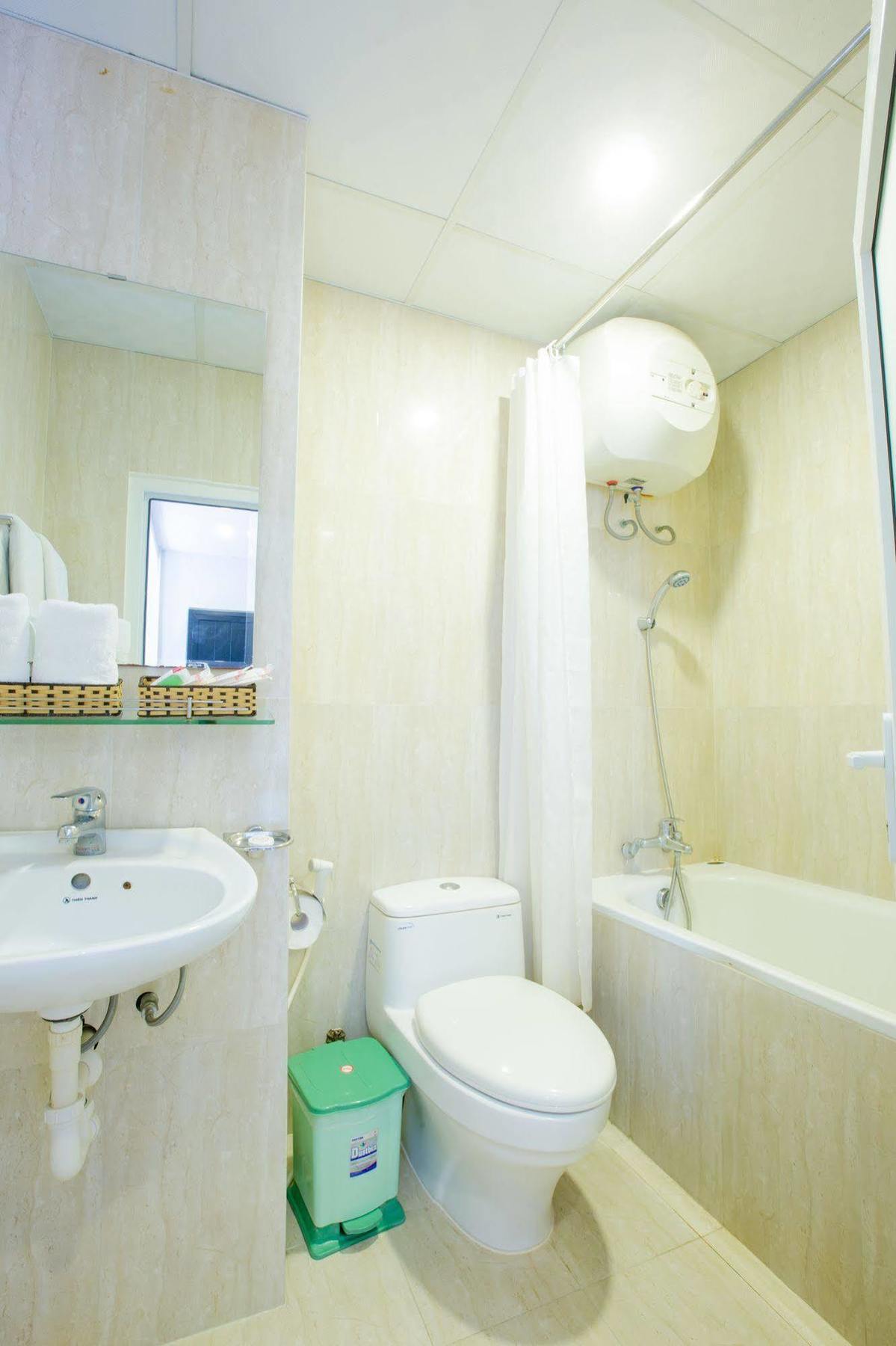 Sun Flower Hotel Nha Trang Buitenkant foto